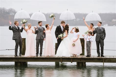 Rain on wedding day photo ideas. Three Tips for Photographing Rainy Wedding Days