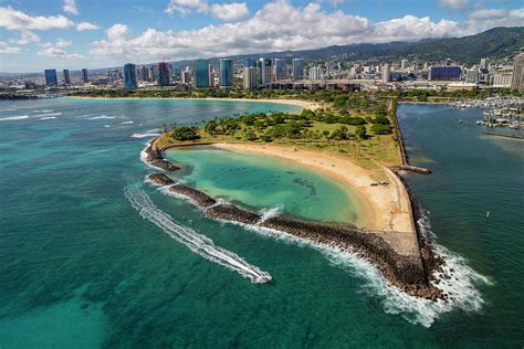 Magic Island Ala Moana Beach Park Photograph By Douglas Peebles