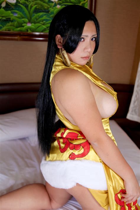 Chouzuki Maryou Boa Hancock One Piece 1girl Asian Black Hair Blue