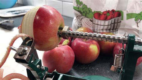 How To Use An Apple Peeler Coorer Slicer Youtube