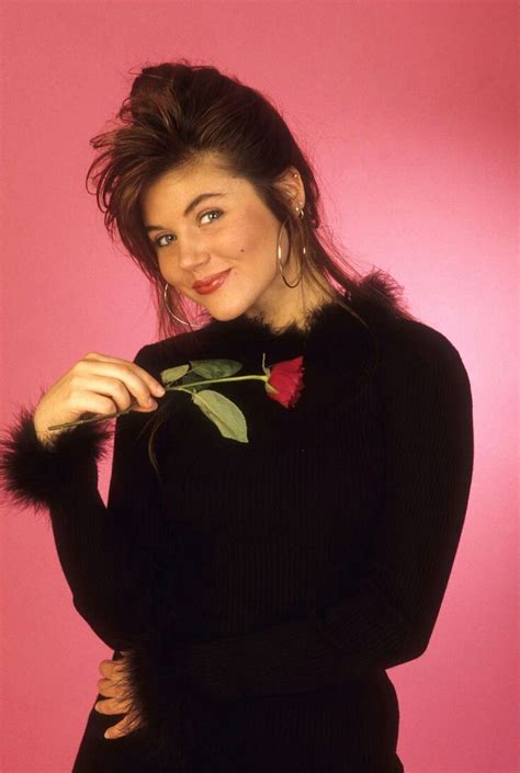Pin By Violet Rose On Saved By The Bell Tv Series Tiffani Amber Thiessen Tiffani Thiessen