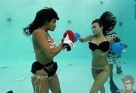 Boxing Underwater GIF Boxing Underwater Discover Share GIFs