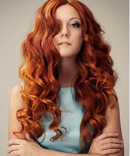 Bakır Kızıl Saç Rengi Boya Numaraları Kombin Kadın