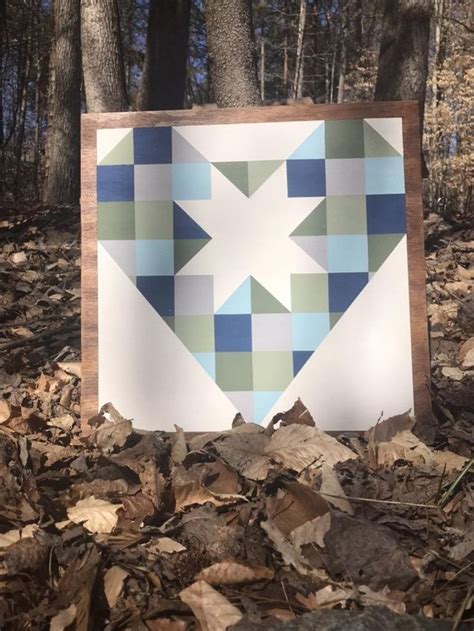 Heart Barn Quilt In 2021 Painted Barn Quilts Barn Quilt Patterns