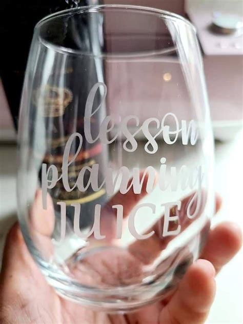 Create Custom Etched Glasses For Easy Inexpensive Ts Cricut In 2021 Glass Etching