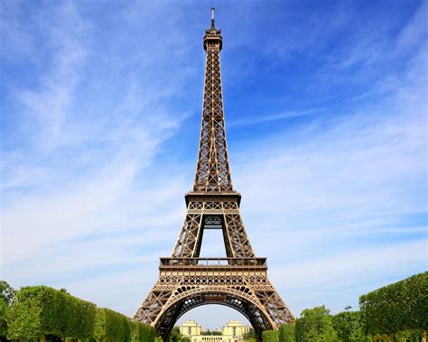 However, you can snap or record away throughout your entire journey up. Wallpaper Attractions, the Eiffel Tower in Paris, France 2560x1600 HD Picture, Image