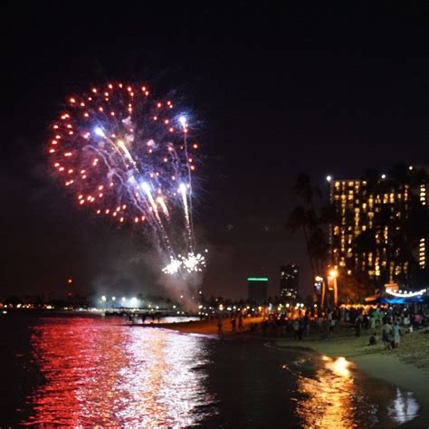 Waikiki Friday Night Fireworks Is Back This Week Hawaii