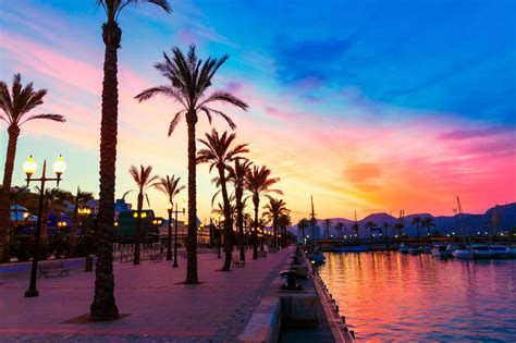 Share to facebook share to twitter share to weibo share to whatsapp share to line share to wechat. Public Holidays in Murcia in 2021 | Office Holidays