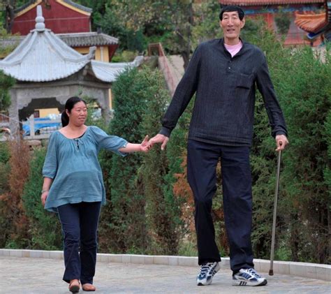 Top 10 Tallest Persons Of The World