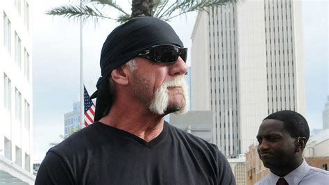 Hulk Hogan Apologizes Admits Making Racist Remarks Sporting News