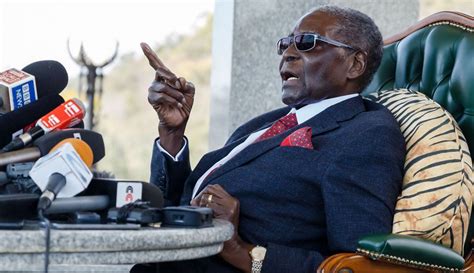 Welcome To Olamamas Blog Robert Mugabe No Longer Able To Walk