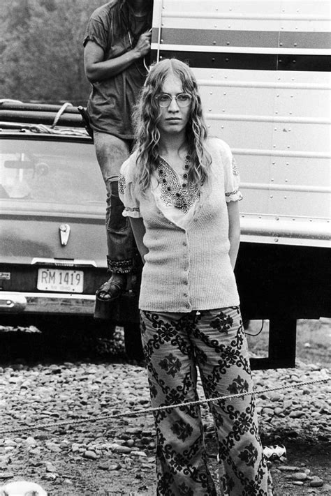 Girls From Woodstock 1969 Show The Origin Of Todays Fashion Woodstock Festival Woodstock