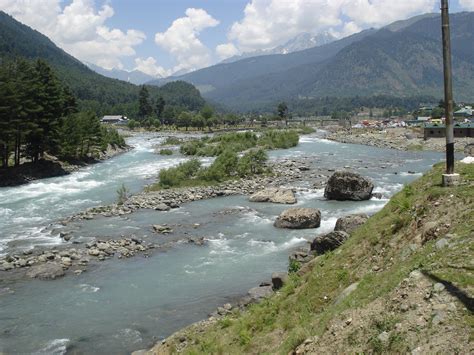Jammu And Kashmir A Paradise On Earth Travelling Moods