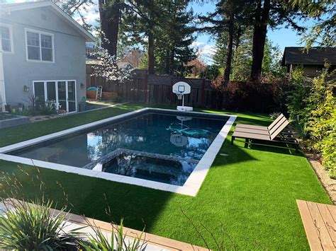 Why Artificial Turf Around Pool In Kansas City Is The Best Option