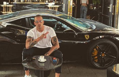 #raphaelragucci #rafcamora #bonezmc #germanrap #teamplatin #teamcamora. 170.000 Euro: RAF Camora gönnt sich ein neues Auto (FOTO ...