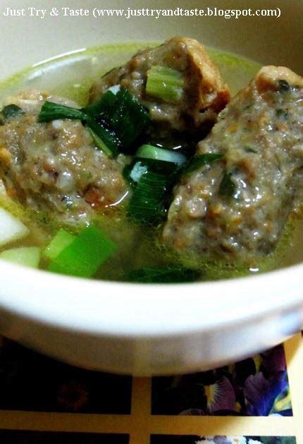 Mau coba membuat tahu bakso di rumah? Resep Tahu Bakso Kuah | Just Try & Taste