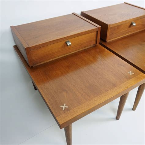 Mint Pair Of American Of Martinsville End Tables