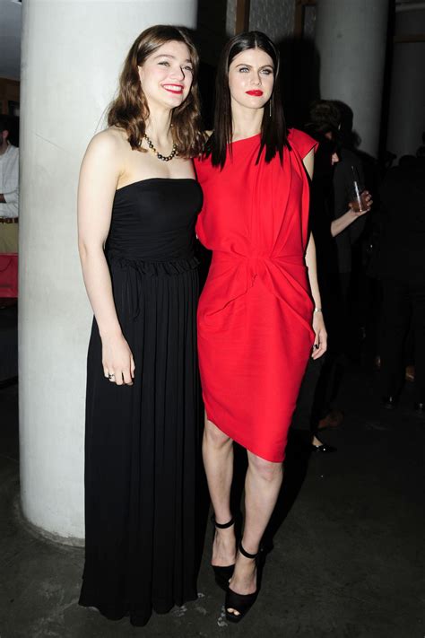 Catharine And Alexandra Daddario At Baywatch Screening In New York 05
