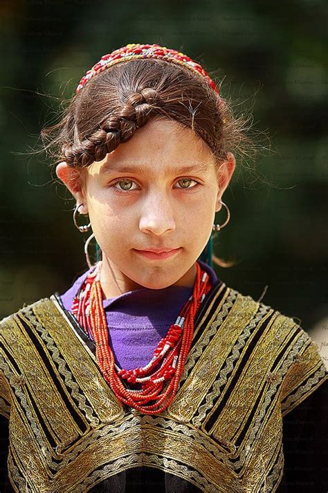 Kalash Girl Kalash People Portrait Girl Poses
