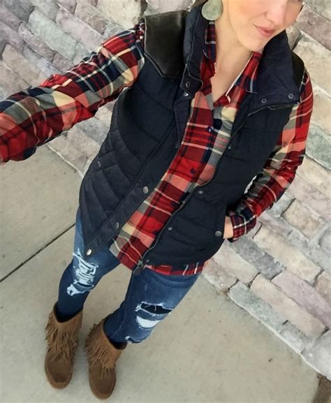what i wore real mom style plaid outfit idea realmomstyle momma in