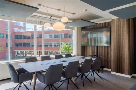 How To Use Wooden Wall Panels To Transform Offices And Boardrooms