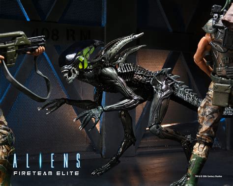 Neca Aliens Fireteam Elite Series 2 Announced Spitter And Burster
