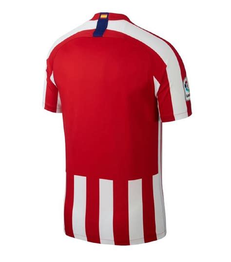 Atlético madrid wurde 1903 von drei baskischen studenten an der universität madrid gegründet und war zunächst eng mit athletic bilbao verbunden. nike ATLETICO MADRID Trikot Home Herren 2019 / 2020 ...