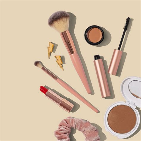 Luxury Branded Make Up Products You Will Also Want For Yourself Steal