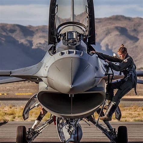 Meet Zoe Kotnik F 16 Viper Demo Pilot — Airshow News