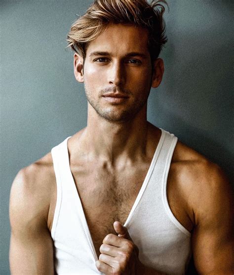 K Likes Comments Max Emerson Maxisms On Instagram Now Its A V Neck Mcmpix