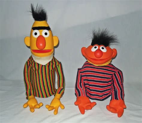 Vtg 70s Sesame Street Jim Henson Bert And Ernie Pair Hand Puppets
