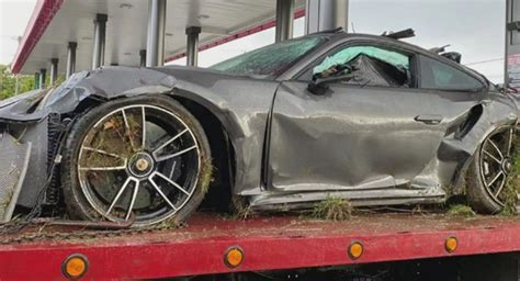 Atleta Famoso Capota Porsche 911 Que Ficou Destruído Vrum