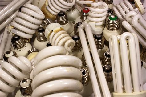 How To Dispose Of Fluorescent Light Bulbs Ontario Shelly Lighting