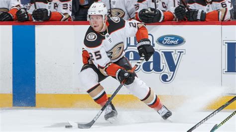 Kase Traded To Bruins By Ducks For Backes Prospect First Round Pick