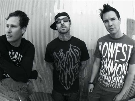 I got a question from one of my youtube viewers can you translate do you know how much i miss you to thai? Blink-182's I Miss You Song Meaning - Spinditty - Music