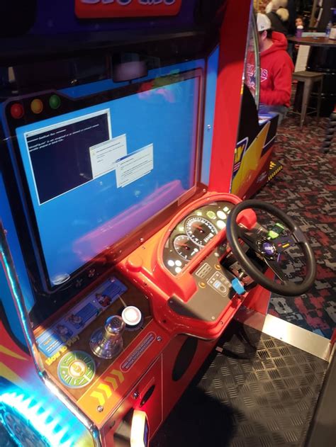 An Arcade Game At Chuck E Cheese Rsoftwaregore
