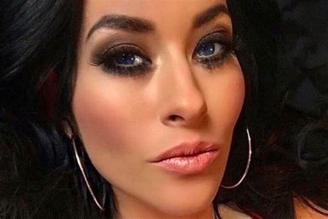 Jasmine Lennard Shocks Fans On Twitter With Her Seriously