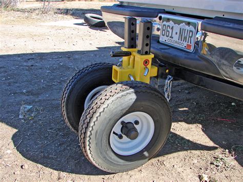 Gooseneck hitches are designed for 5th wheels that have a gooseneck adapter installed. AQHA World Show Nov 2006 - welcome to mrtrailer.com