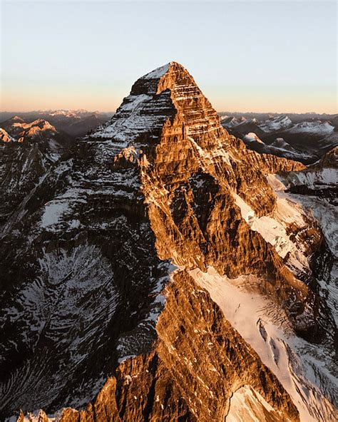 Sunrise Mount Assiniboine Bc First Light Is The Best Li Flickr