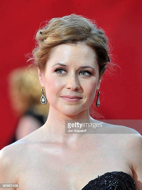 Jenna Fischer 2009 Emmys Photos And Premium High Res Pictures Getty