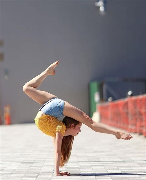 pin by حجت عجمی on anna macnuty anna mcnulty gymnastics poses flexibility dance