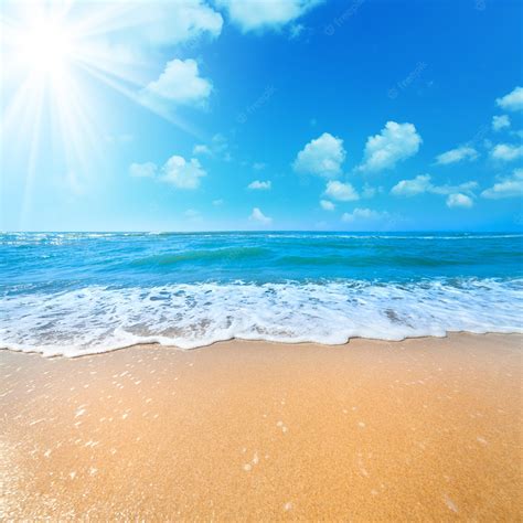 Sunny Day Beach Wallpaper