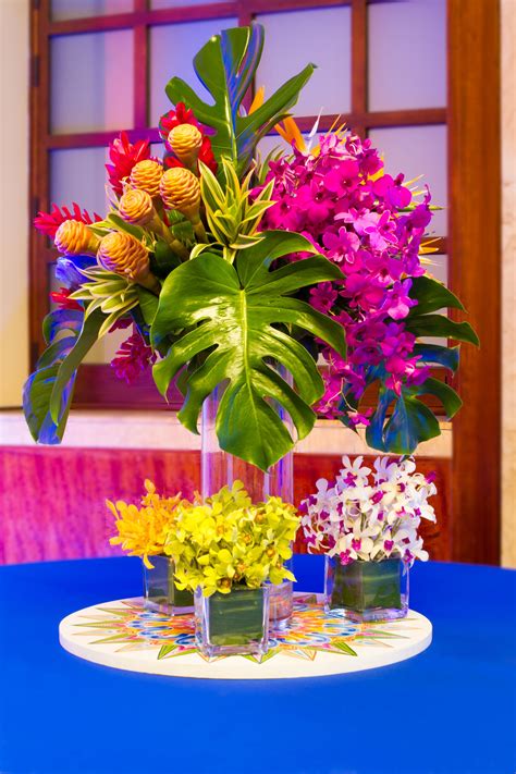 Full View Of Tico Fusion Centerpieces Tropical Wedding Centerpieces Tropical Flower