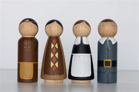 Hand Painted Thanksgiving Wooden Peg Doll Set Of 4 Etsy Peg Dolls Doll Sets Wooden Pegs