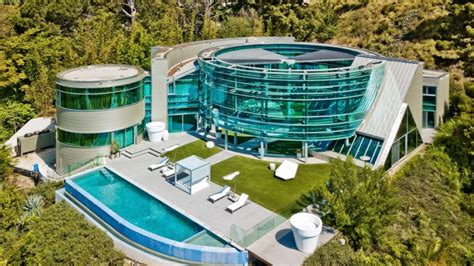 In Photos Take An Inside Tour Of Justin Biebers House Iwmbuzz