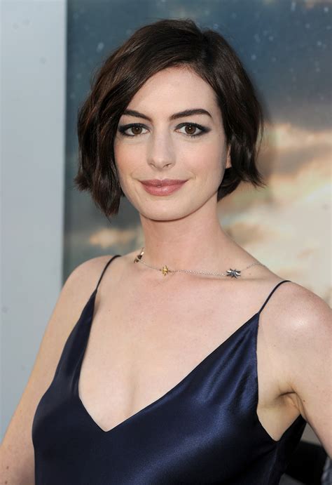 Anne Hathaway Bob Hairstyles Short Bob Hairstyles Hairstyle