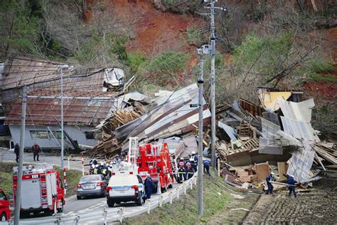 斜面えぐれ、赤土むき出し 大みそか「全部やられた」 山形の土砂崩れ 産経ニュース