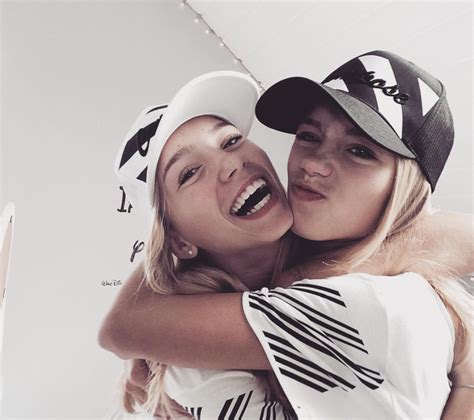 Meet Lisa And Lena The Teenage Twins Taking Over The Internet Stylecaster