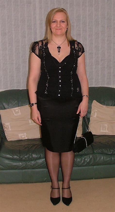 Pin On Mature Women Fully Dressed 2