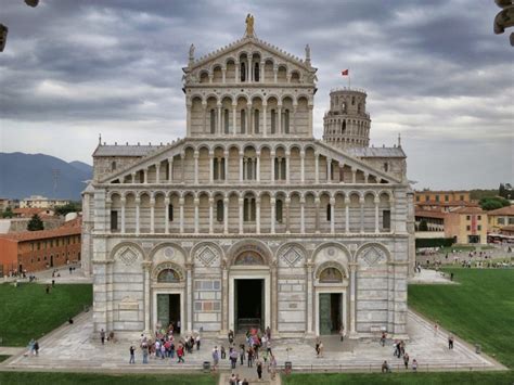 Things To Do In Pisa Visit The Piazza Die Miracoli